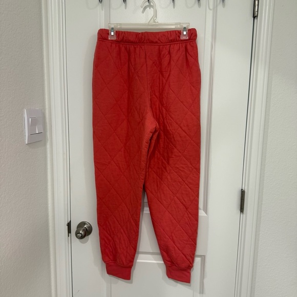 Old Navy Corral High-Waisted Quilted Jogger Sweatpants Size M Fall Lounge Comfy - Picture 3 of 8
